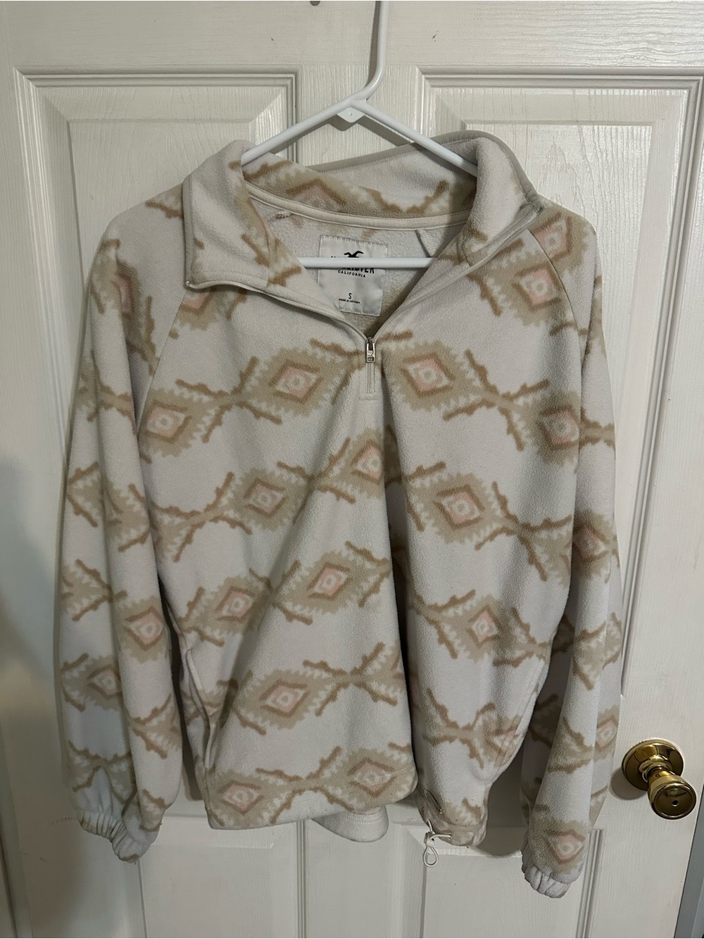 Hollister Cream, Tan & Blush Half-Zip Fleece Pullover